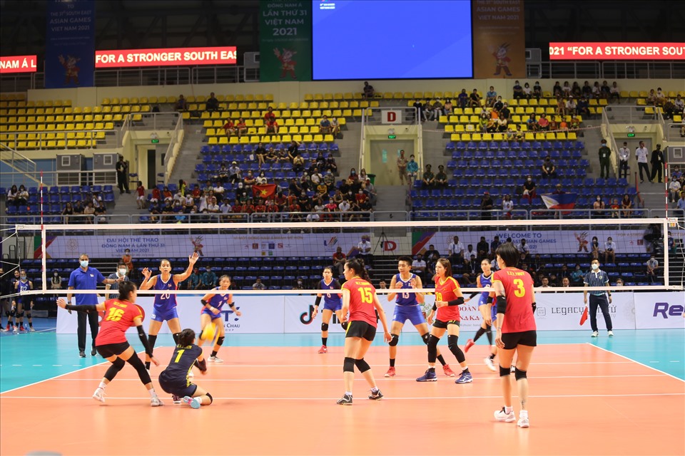 Tuyển bóng chuyền nữ Việt Nam đánh bại Philippines với tỉ số 3-0. Ảnh: D.T