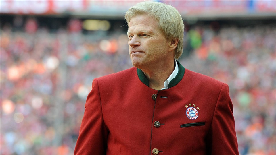 Oliver Kahn đã trở lại để giúp Bayern đi đúng với truyền thống. Ảnh: AFP
