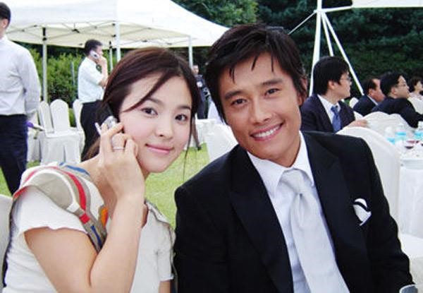 Song Hye Kyo từng công khai hẹn hò Lee Byung Hun. Ảnh: Xinhua