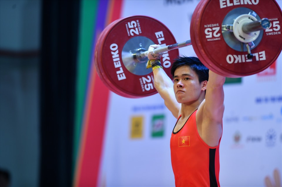 Nguyễn Ngọc Trung giành HCĐ hạng dưới 61kg. Ảnh: Hải Nguyễn