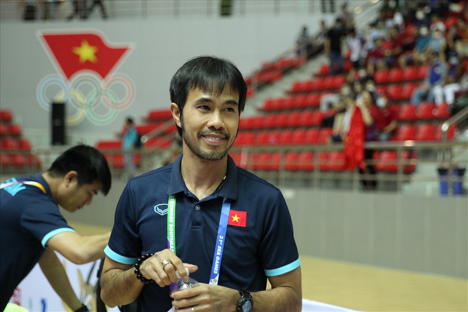 Huấn luyện viên Phạm Minh Giang khẳng định tuyển futsal Việt Nam sẽ thi đấu với Thái Lan mà không có tư tưởng cầu hòa. Ảnh: VFF
