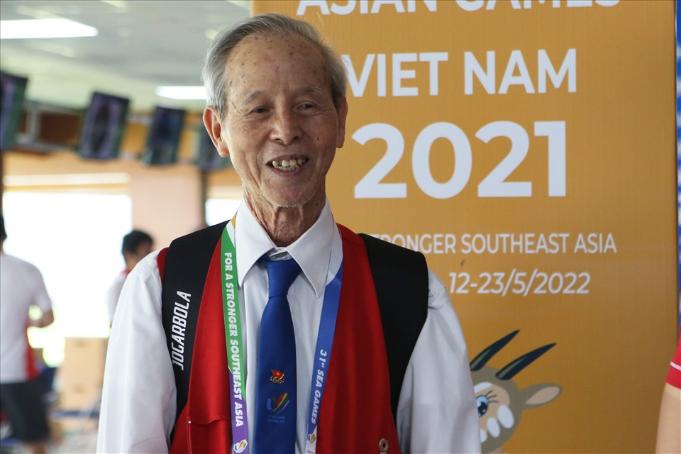 Trọng tài Cung Bỉnh Di làm việc tại SEA Games 31. Ảnh: Thanh Vũ