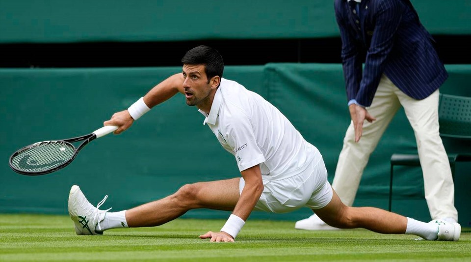 Novak Djokovic sẽ mất vị trí số 1 thế giới vào tháng 7, kể cả khi vô địch French Open và Wimbledon. Ảnh: ATP