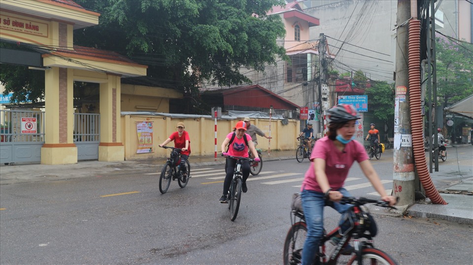 Đường trong phố. Ảnh: Nguyễn Hương