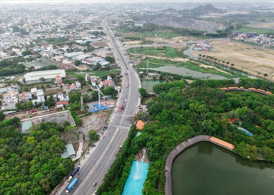 Vành đai 3 TPHCM đoạn Mỹ Phước - Tân Vạn được đầu tư. Ảnh: Minh Quân