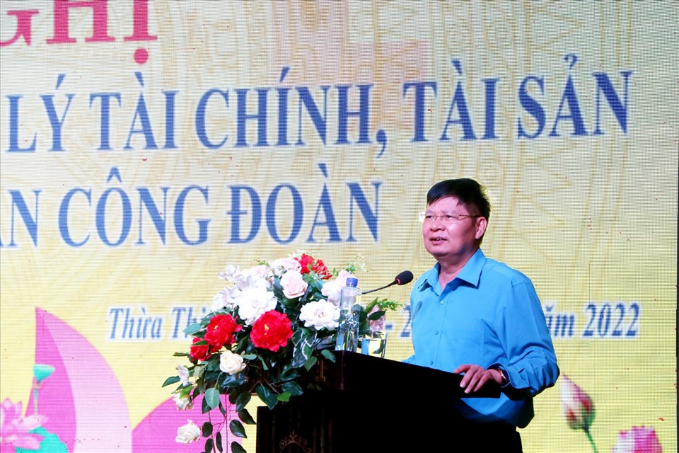 Ông Phan Văn Anh - Phó Chủ tịch Tổng LĐLĐ Việt Nam đến dự và chủ trì hội nghị.