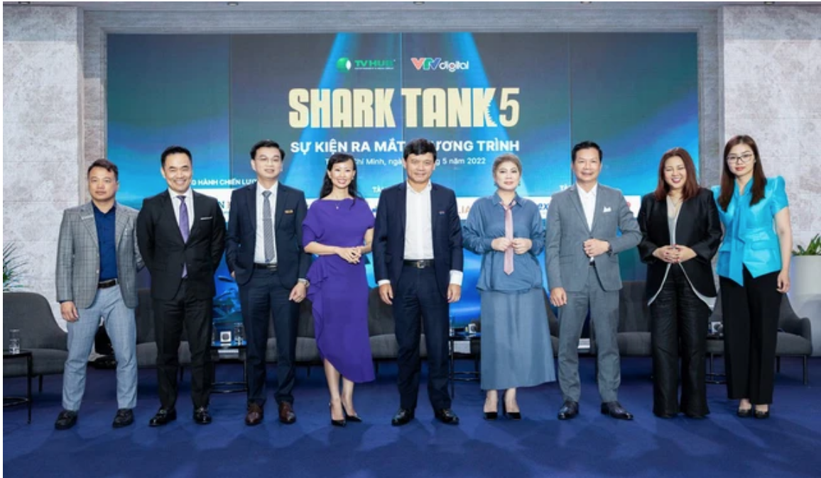 Các Shark tham gia Shark Tank mùa 5. Ảnh: TV Hub.