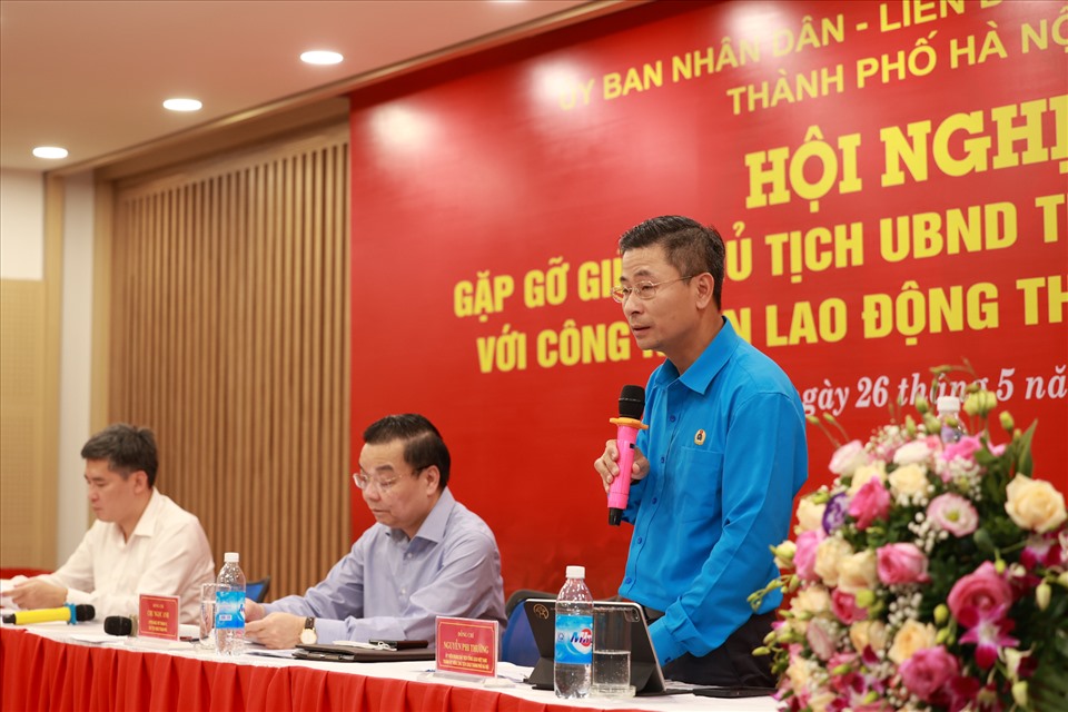 Chủ tịch Liên đoàn Lao động Thành phố Hà Nội Nguyễn Phi Thường tại cuộc gặp gỡ. Ảnh: Hải Nguyễn