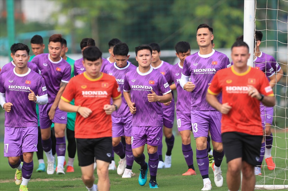 Chiều 26.5, tuyển Việt Nam có buổi tập đầu tiên tại Trung tâm đào tạo bóng đá trẻ Việt Nam để chuẩn bị cho trận đấu giao hữu gặp tuyển Afghanistan.