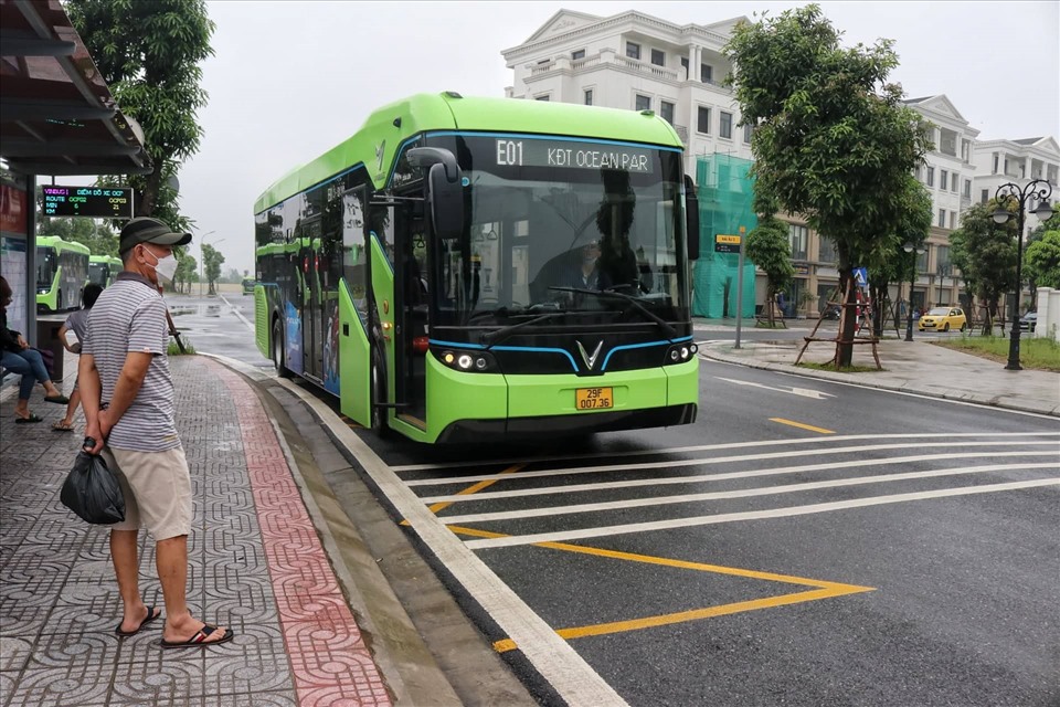 Xe bus điện là một trong những giải pháp mà nhiều quốc gia đang chú trọng phát triển, nhằm giải quyết vấn đề ô nhiễm môi trường. Ảnh: Lan Nhi