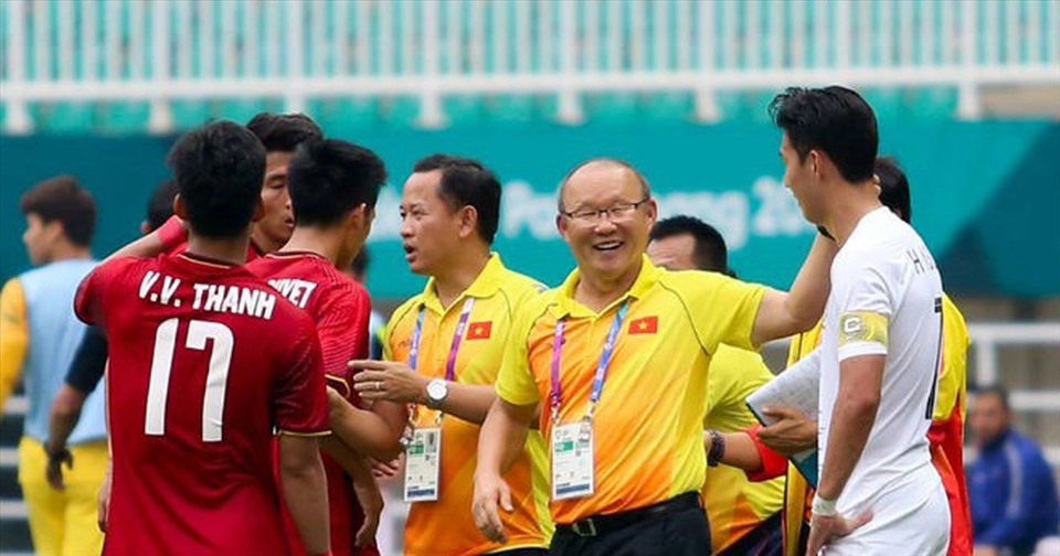 Huấn luyện viên Park Hang-seo cùng đội tuyển bóng đá Việt Nam đạt nhiều kỳ tích. Ảnh: Trung Thu