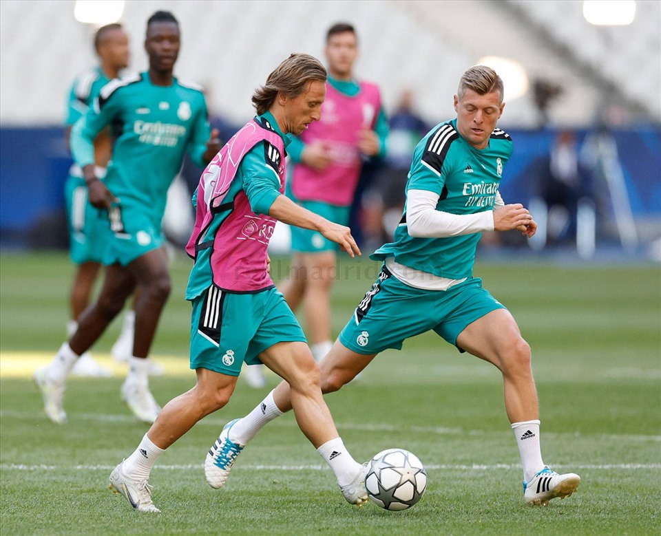 Modric và Kroos vẫn đá chính? Ảnh: Champions League