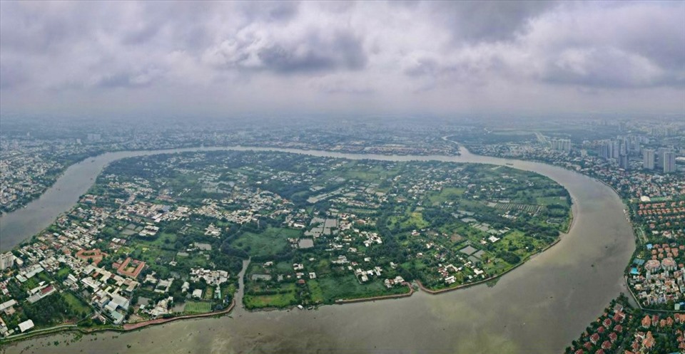 Bán đảo Bình Quới - Thanh Đa (gọi tắt là bán đảo Thanh Đa), thuộc phường 27, 28, quận Bình Thạnh, TPHCM, được bao bọc bởi sông Sài Gòn.