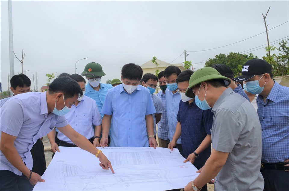 Lãnh đạo chủ chốt tỉnh Điện Biên trực tiếp kiểm tra các dự án trọng điểm.