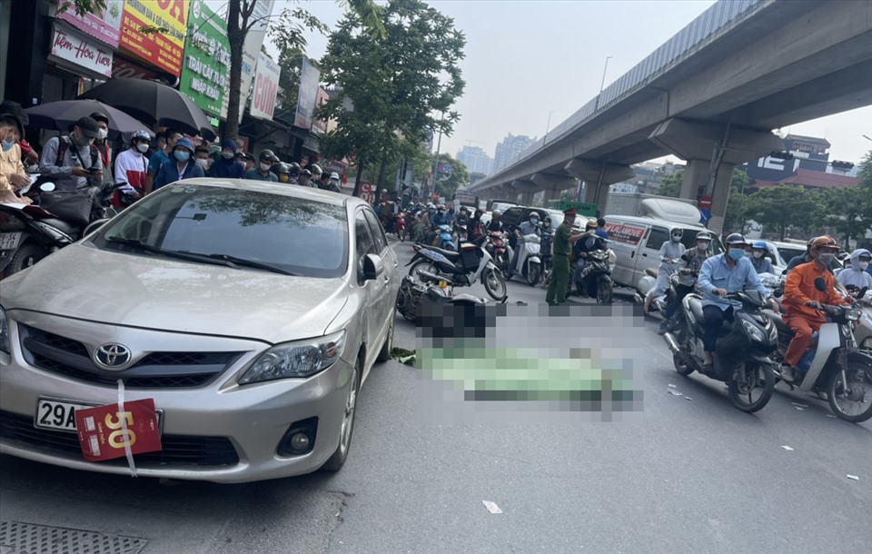Hiện trường vụ tai nạn trên đường Nguyễn Trãi.