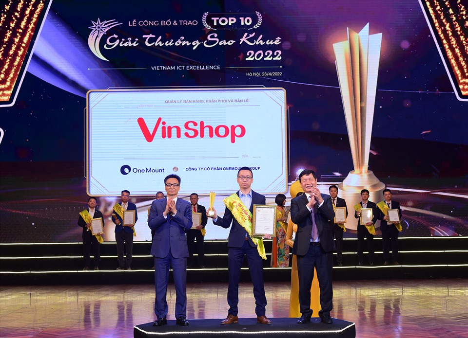 VinShop nhận giải thưởng cao nhất tại Sao Khuê 2022.