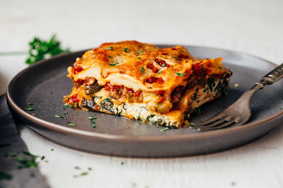 Công thức làm món mì lasagna Ý phiên bản thuần chay. Ảnh: My food story