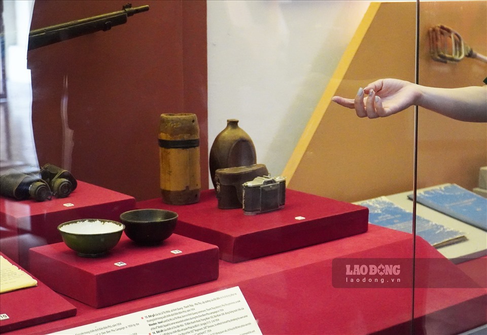 Rất nhiều kỷ vật trong chiến thắng Điện Biên Phủ được trưng bày tại bảo tàng Lịch sử Quân sự Việt Nam.