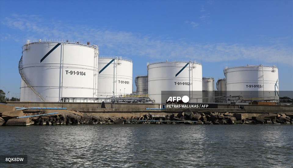 Storage facility of Klaipedos Nafta, a logistics company specializing in oil and gas at the port of Klaipeda, Lithuania.  Photo: AFP