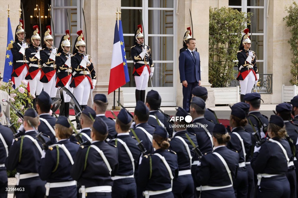 Ông Macron dự kiến đối mặt với nhiều thách thức trong nhiệm kỳ tổng thống Pháp lần 2. Ảnh: AFP