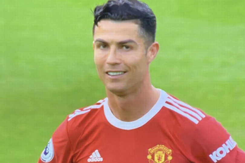 Nụ cười chua chát của Ronaldo. Ảnh: MEN