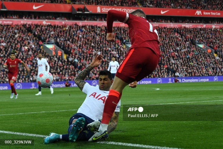 Tottenham chơi phòng ngự một cách kiên cường khiến Liverpool không có nhiều cơ hội. Ảnh: AFP