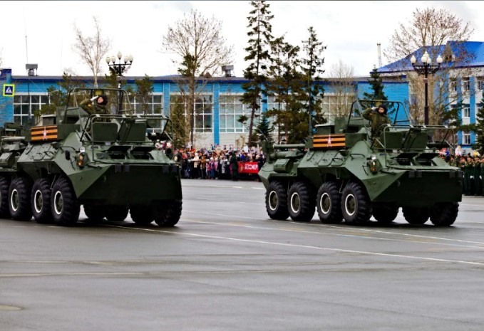 In addition to the parade in the Russian capital, a number of Victory Day parades were held at various locations, such as in Khabarovsk and Yuzhno-Sakhalinsk.  Screenshots