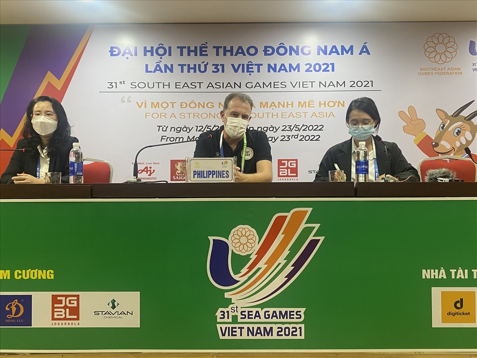 Huấn luyện viên Alen Stajcic đánh giá cao tuyển nữ Việt Nam trong cuộc đọ sức sắp tới. Ảnh: P.T