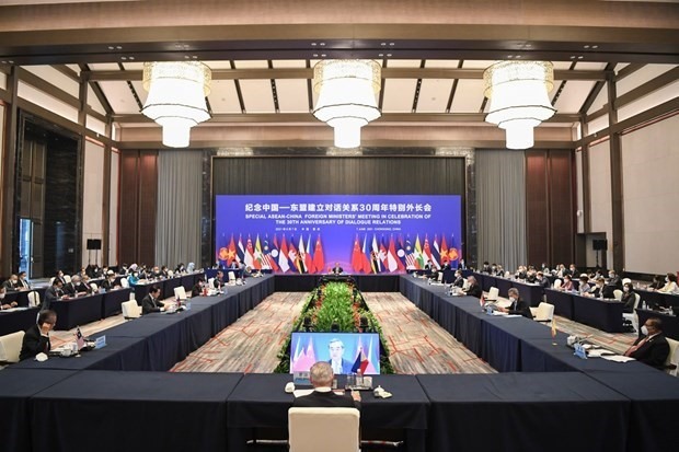 Hội nghị đặc biệt Bộ trưởng Ngoại giao ASEAN-Trung Quốc nhân kỷ niệm 30 năm quan hệ đối tác tại Trùng Khánh, Trung Quốc ngày 7.6.2021. Ảnh: THX/TTXVN