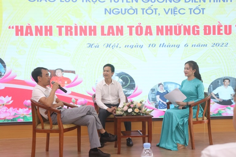 Anh Trần Văn Quyết giao lưu tại chương trình.