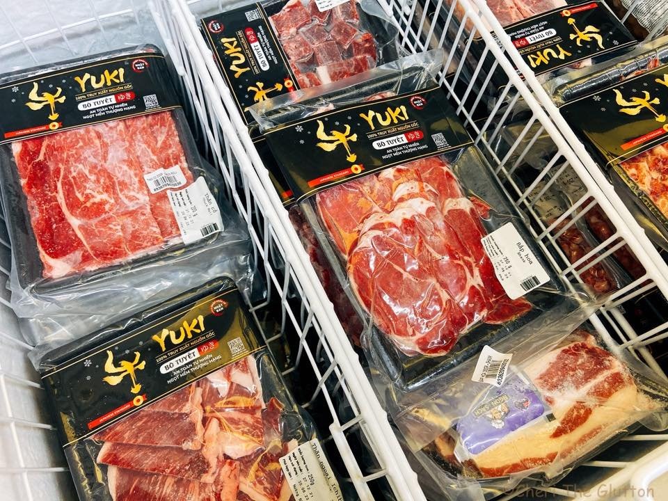 Sản phẩm bò tuyết Yuki nhập khẩu từ Nhật hiện đang được bày bán tại các siêu thị lớn. Ảnh: Vilico.