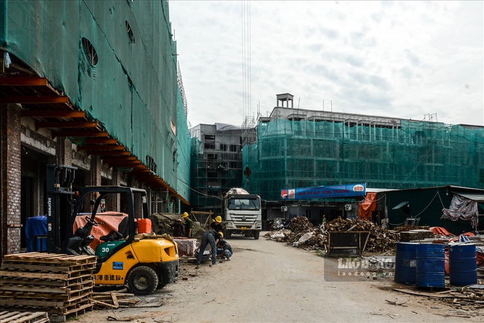Theo thông tin từ Chi cục Thuế huyện Hoài Đức, dự án khu đô thị Kim Chung - Di Trạch do Tổng Công ty CP Thương mại Xây dựng - Vietracimex, nay là WTO - làm chủ đầu tư hiện đang còn nợ hàng trăm tỷ đồng tiền sử dụng đất.