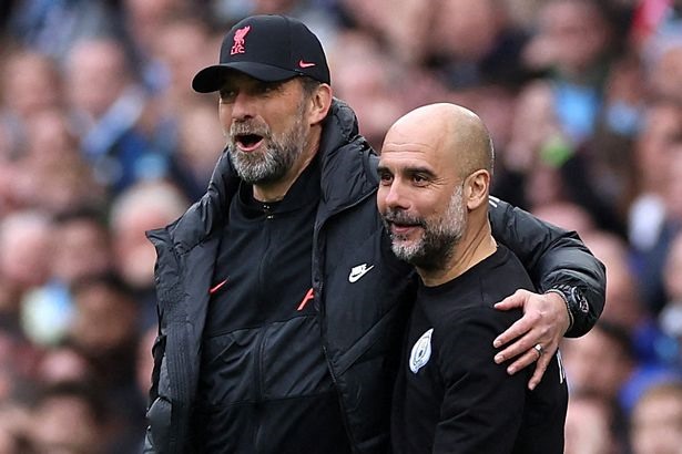 Jurgen Klopp và Pep Guardiola chuẩn bị cho cuộc đua gay cấn vào mùa giải tới. Ảnh: AFP