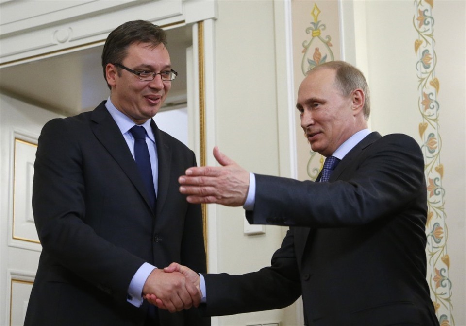 Russian President Vladimir Putin (right) and Serbian Prime Minister Aleksandar Vucic (left) during a meeting in Moscow in 2014. Illustration.  Photo: AFP