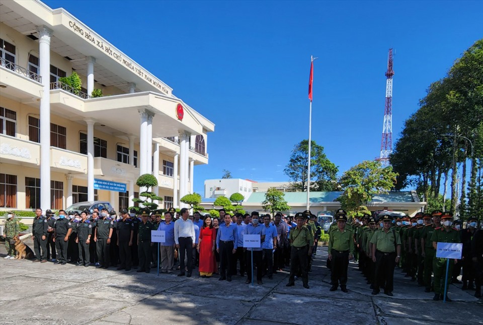 Quang cảnh các đại biểu tham gia lễ ra quân. Ảnh: PV