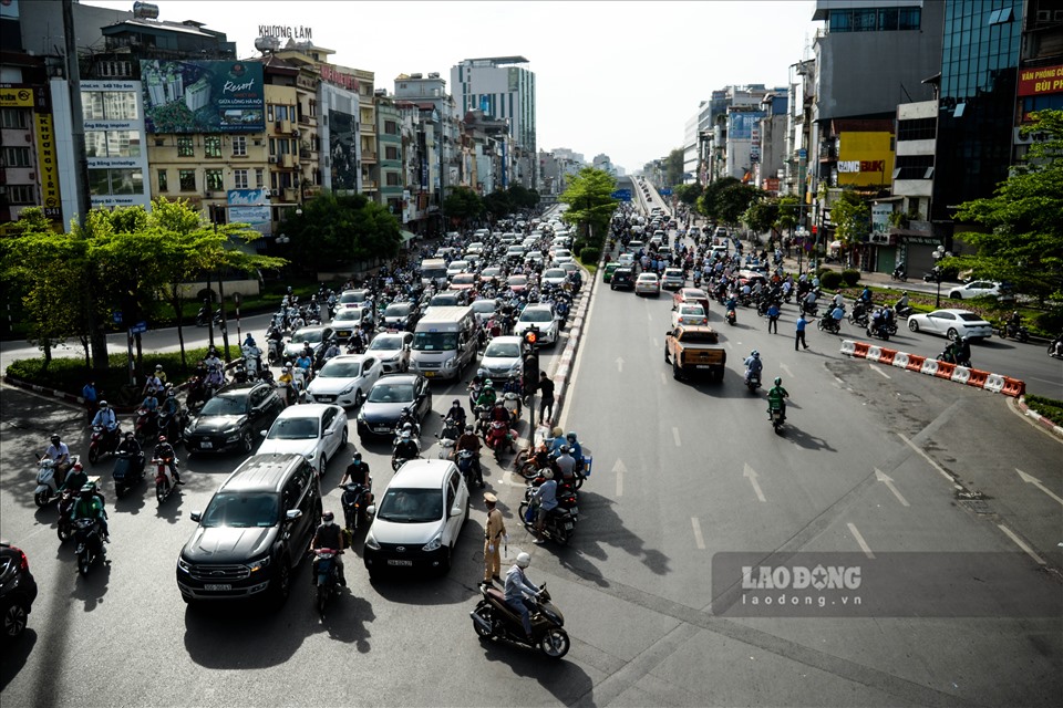 Sau thời gian thí điểm phân luồng lại 4 “điểm nóng“, thành phố sẽ đánh giá tình trạng giao thông, đề ra hướng xử lý lâu dài.