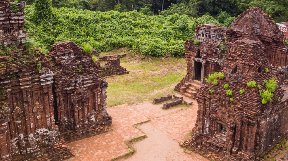 Khu di tích Mỹ Sơn.