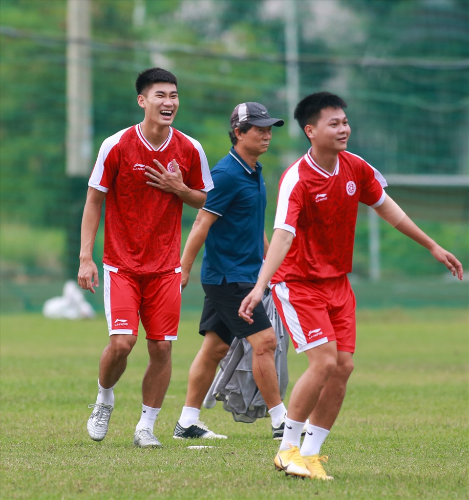 Sau thời gian nghỉ ngơi khi kết thúc hành trình từ Hà Nội vào TPHCM, tâm lý các cầu thủ đã trở nên thoải mái hơn rất nhiều.
