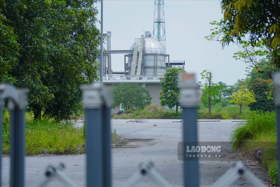 Với công suất thiết kế xử lý 500 tấn rác mỗi ngày, nhà máy được kỳ vọng sẽ xử lý rác thải công nghiệp, y tế và khoảng 100 tấn rác thải sinh hoạt mỗi ngày ở huyện Đông Anh, qua đó giảm tải cho bãi rác Nam Sơn (huyện Sóc Sơn).