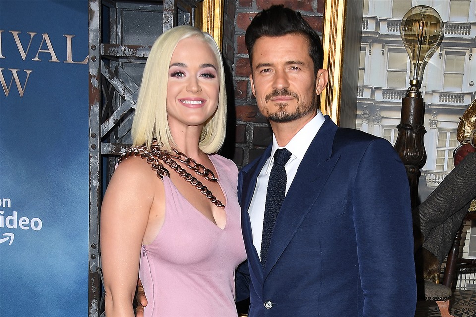 Bỏ ngoài tai những lời đàm tếu, Orlando Bloom và Katy Perry vẫn đang trong mối quan hệ hạnh phúc. Ảnh: AFP