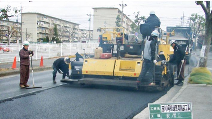 Quá trình xây dựng đường cao tốc tại Nhật Bản. Ảnh chụp màn hình.