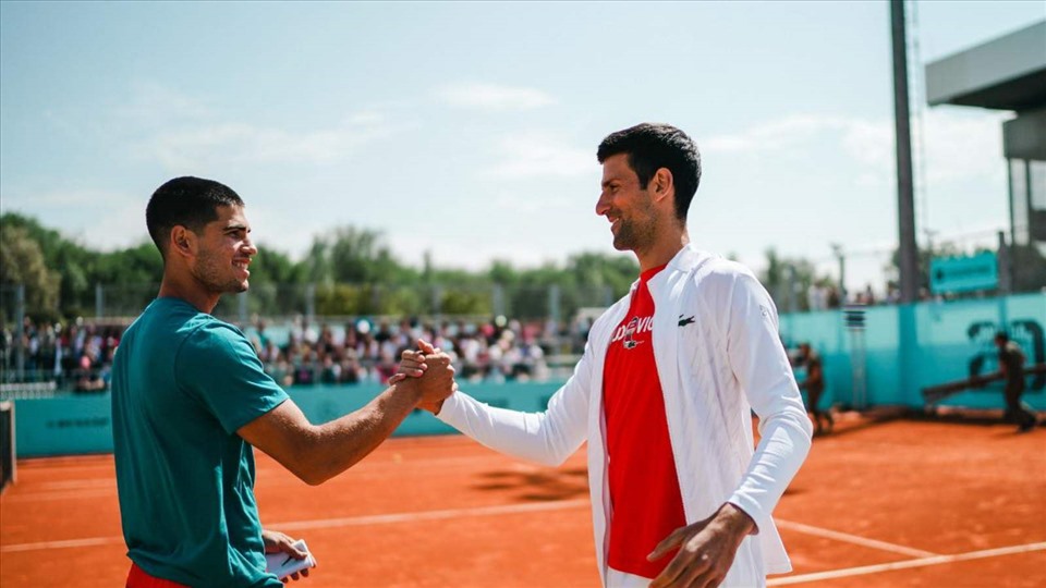 Carlos Alcaraz và Novak Djokovic từng gặp nhau tại Madrid Open gần đây. Ảnh: AFP