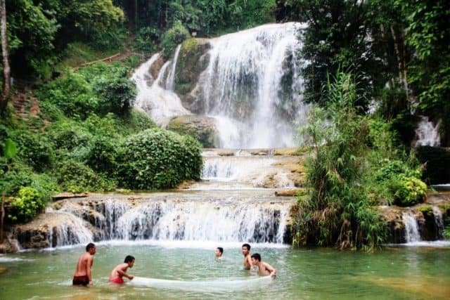 Thác Mu (Hòa Bình) - Ảnh: vntrip