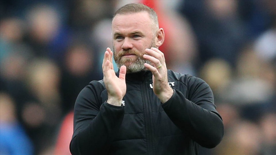 Rooney khá chật vật với vai trò huấn luyện viên. Ảnh: Sky Sports