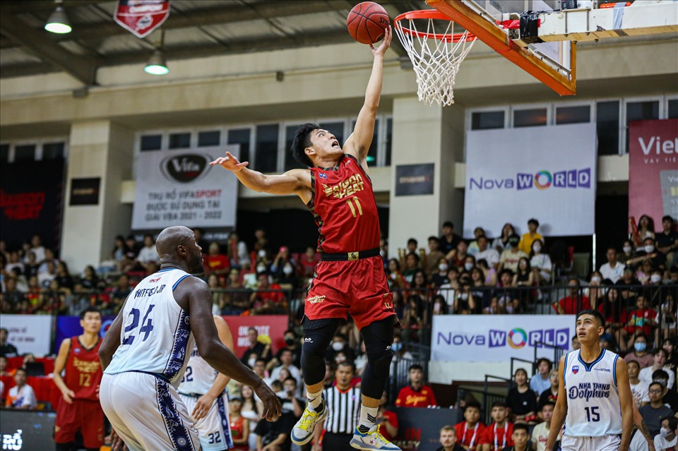 Saigon Heat là đội chủ nhà tiếp theo nhận thất bại ở VBA 2022 sau khi để thua 77-80 trước Nha Trang Dolphins. Ở 4 trận đấu trước đó, chiến thắng đều gọi tên các đội khách.