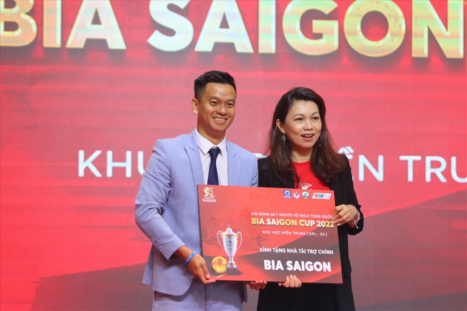 Với sự hỗ trợ của các đơn vị giải bóng đá 7 người vô địch toàn quốc – Bia Saigon Cup 2022 mùa thứ 3 được tổ chức ở 5 khu vực trên cả nước.