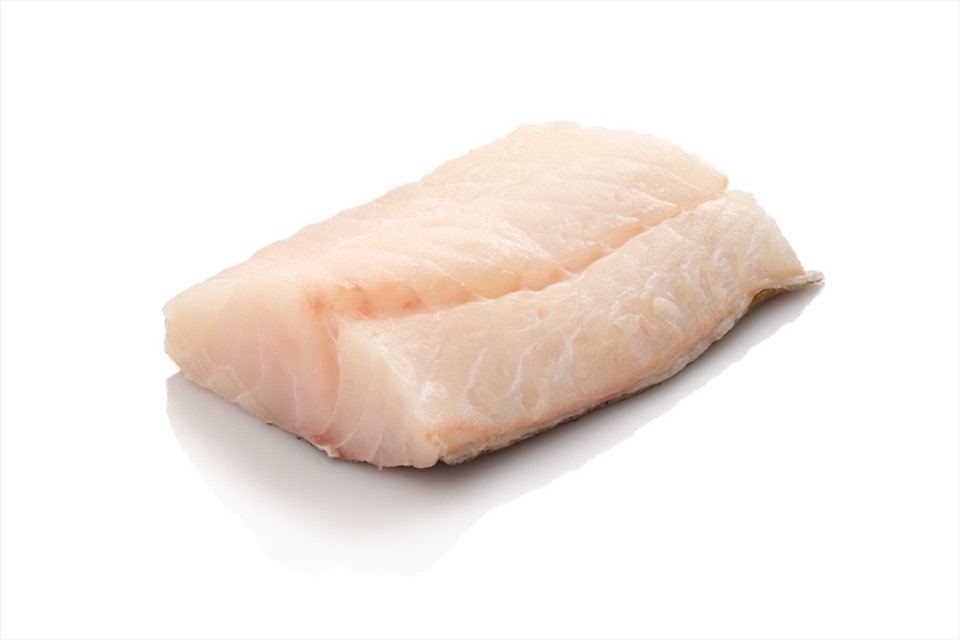 Thịt cá trắng giúp hạn chế mùi hôi cơ thể. Ảnh: Xinhua