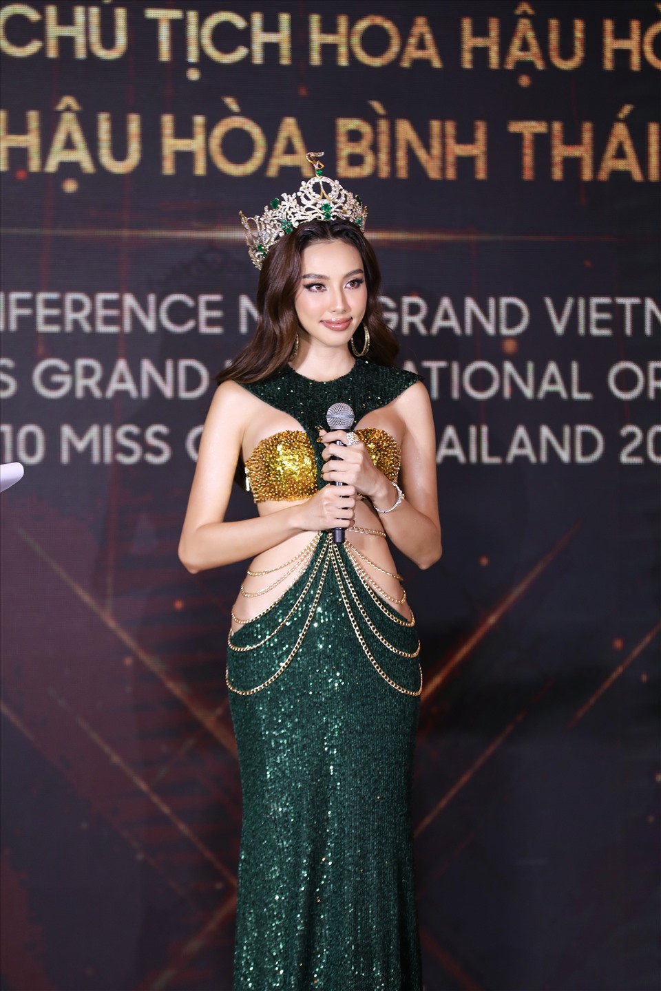Hoa hậu Thuỳ Tiên đăng quang Miss Grand International - Hoa hậu Hoà bình Quốc tế. Cô cũng sẽ là giám khảo cuộc thi Hoa hậu Hoà bình Việt Nam do công ty Sen Vàng tổ chức. Ảnh: NVCC.