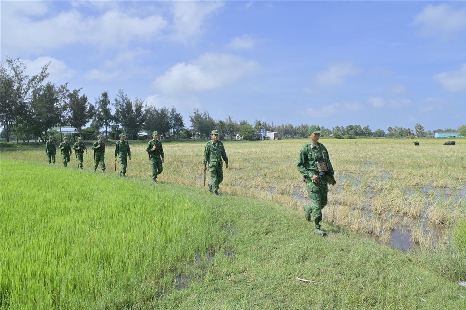 Bộ đội biên phòng Kiên Giang tăng cường tuần tra, kiểm tra, kiểm soát chặt chẽ cửa khẩu, biên giới, vùng biển, ngăn chặn và đấu tranh các hoạt động tội phạm. Ảnh: BĐBP