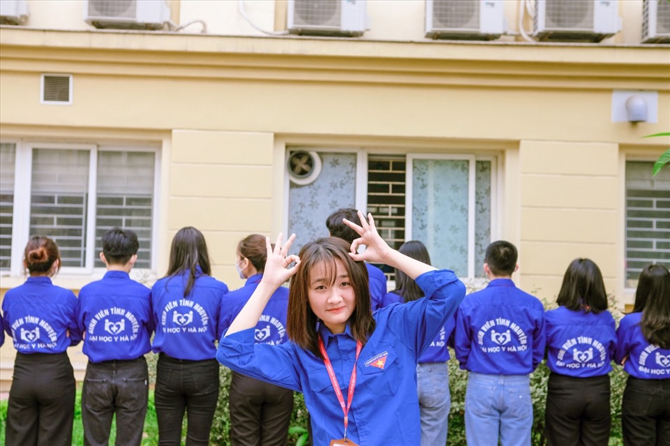 Võ Kim Anh - thủ khoa khối B với 30 điểm tuyệt đối - đang là sinh viên năm nhất Trường Đại học Y Hà Nội. Ảnh: NVCC